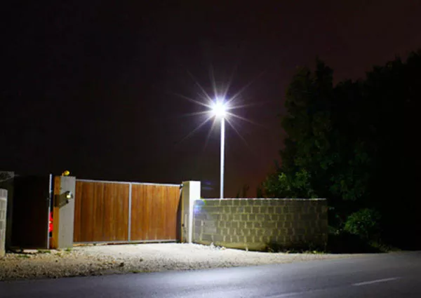 site perimeter soalr street light